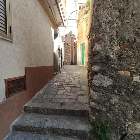 Nel Centro Storico A Casitta Da Mola Дом отдыха *